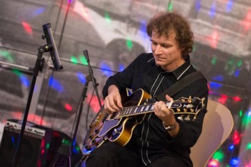 Szili Róbert jazz gitár